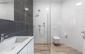 Modern Poolside Villa in Pazin with Jacuzzi & Sauna