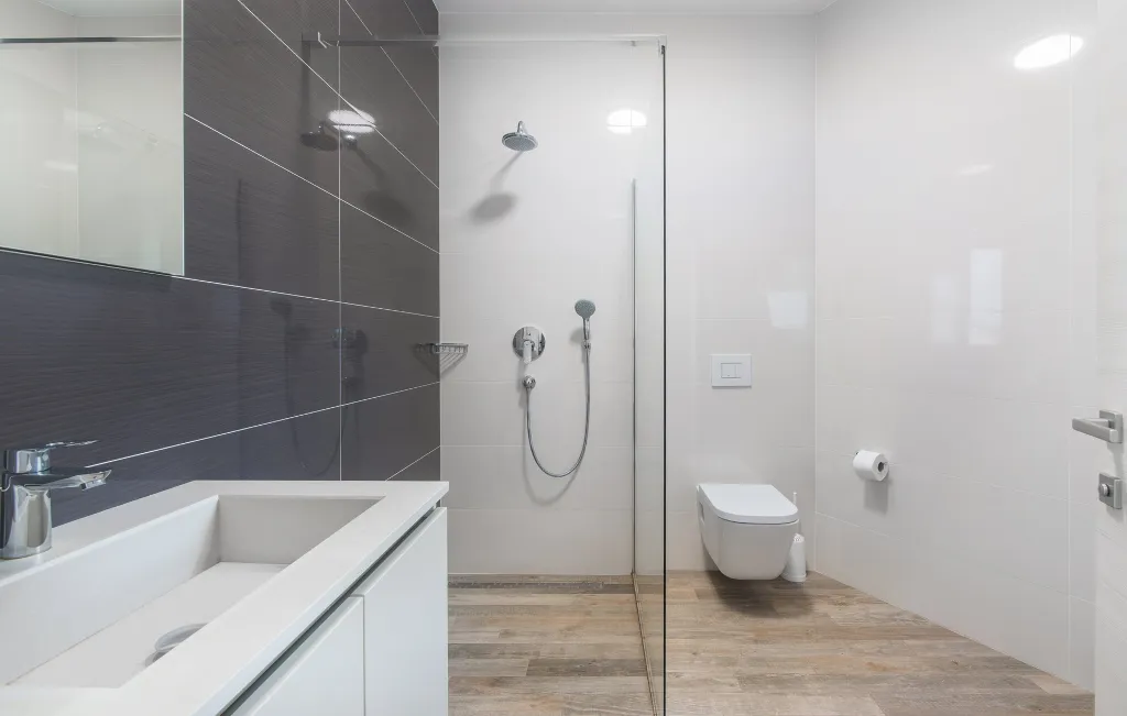 Modern Poolside Villa in Pazin with Jacuzzi & Sauna