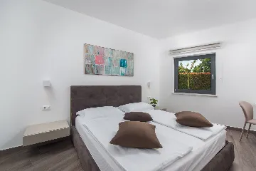 Modern Poolside Villa in Pazin with Jacuzzi & Sauna