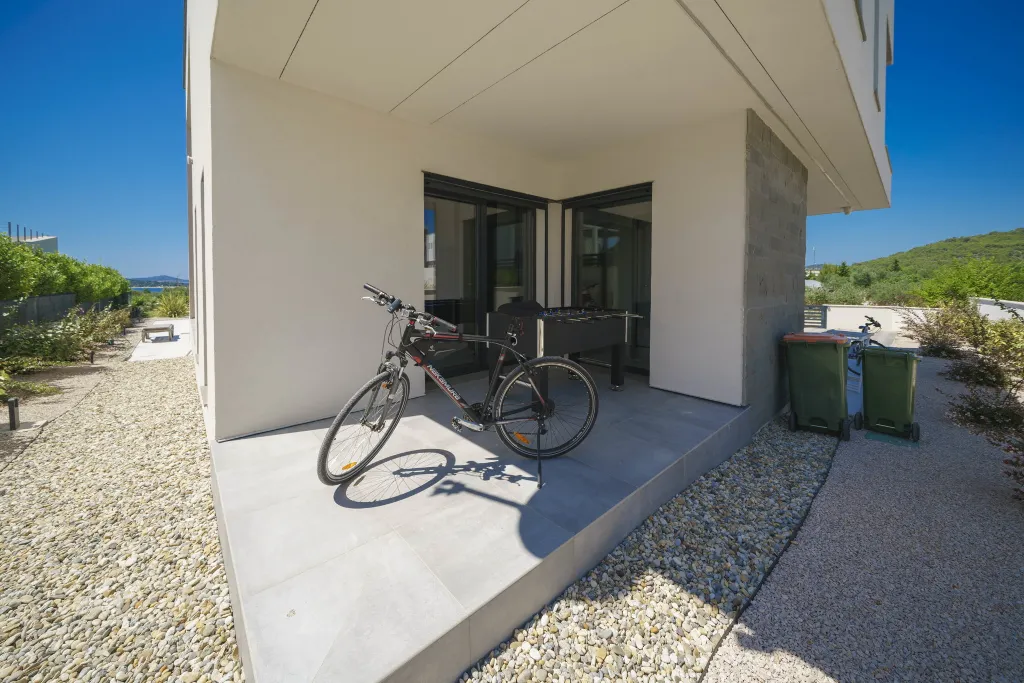 Modern 4-Bedroom Villa with Pool in Vodice