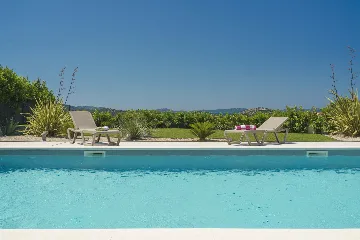 Modern 4-Bedroom Villa with Pool in Vodice