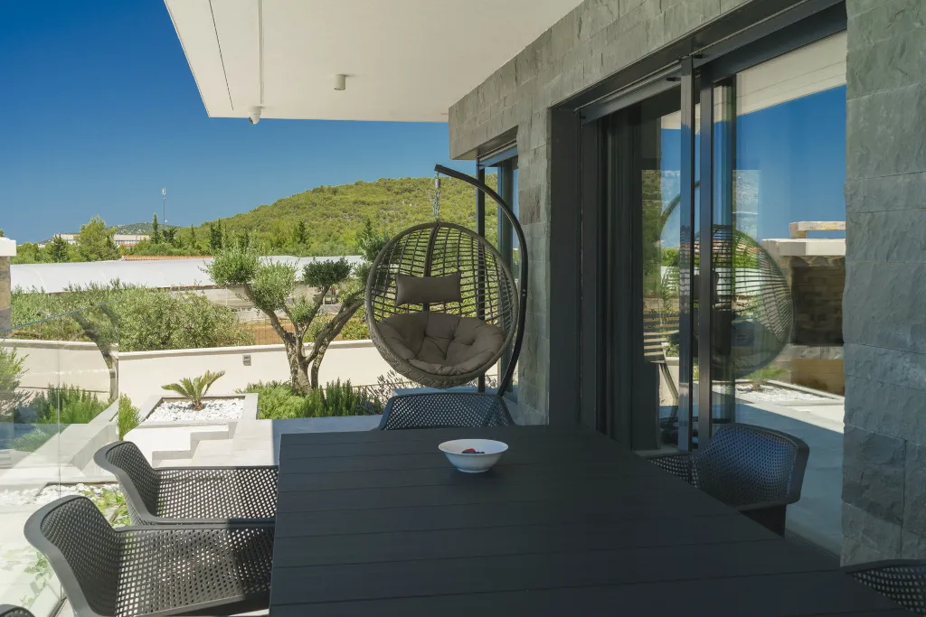 Modern 4-Bedroom Villa with Pool in Vodice