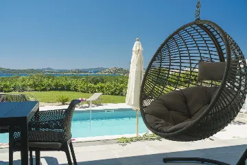 Modern 4-Bedroom Villa with Pool in Vodice