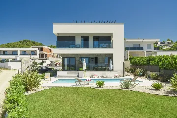Modern 4-Bedroom Villa with Pool in Vodice