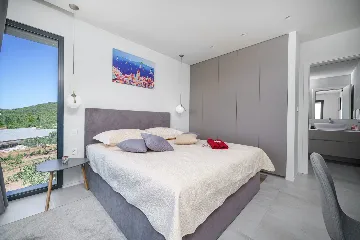 Modern 4-Bedroom Villa with Pool in Vodice