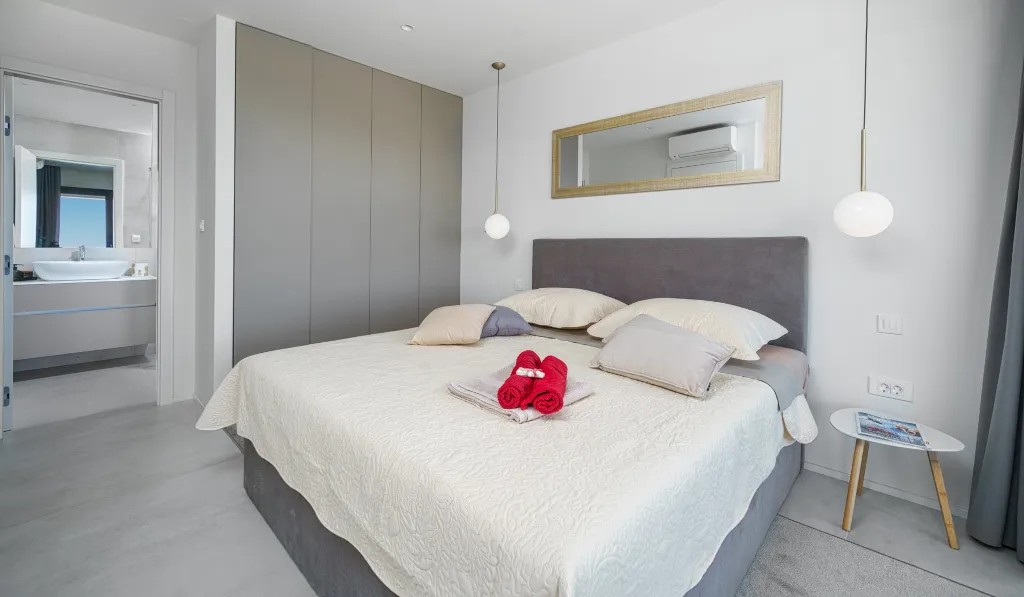 Modern 4-Bedroom Villa with Pool in Vodice