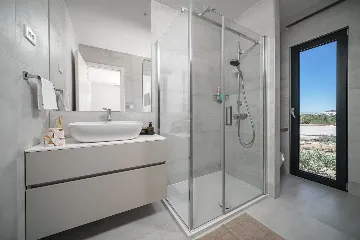 Modern 4-Bedroom Villa with Pool in Vodice