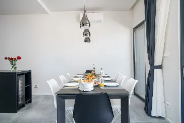 Modern 4-Bedroom Villa with Pool in Vodice