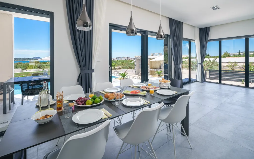 Modern 4-Bedroom Villa with Pool in Vodice