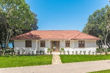 Contemporary Beachfront Villa with Pool in Bale
