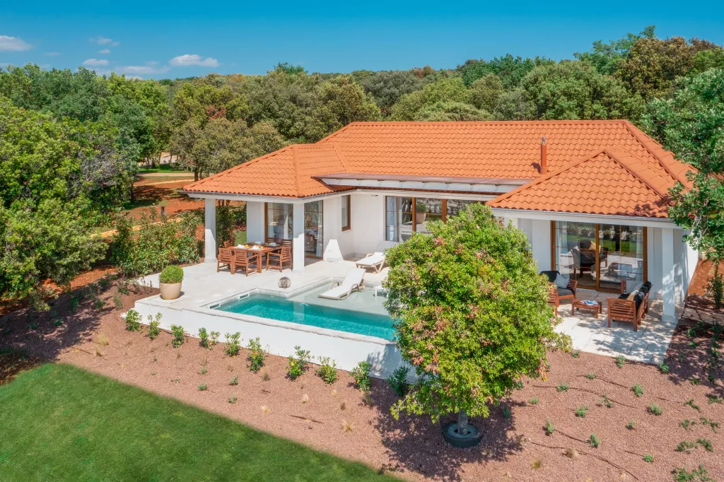 Contemporary Beachfront Villa with Pool in Bale