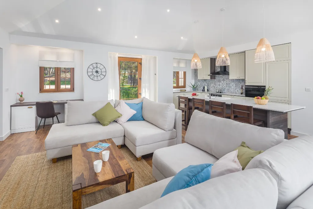 Seaside Family Villa with Heated Pool, Bale