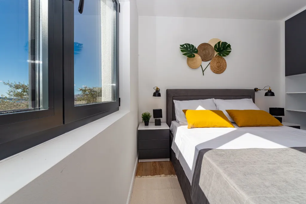 Private Villa Retreat with Pool in Kaštel Lukšić