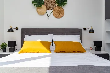 Private Villa Retreat with Pool in Kaštel Lukšić