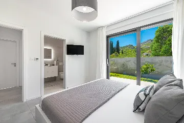 Modern Villa with Pool in Mlini