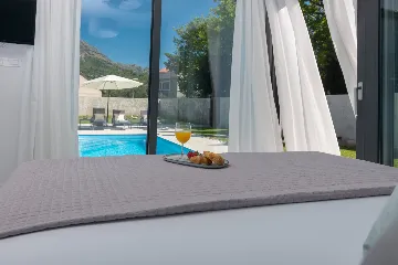 Modern Villa with Pool in Mlini