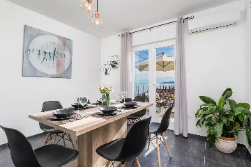 Spacious 6-Bedroom Villa with Pool in Opatija