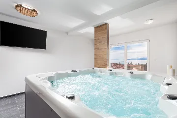 Spacious 6-Bedroom Villa with Pool in Opatija