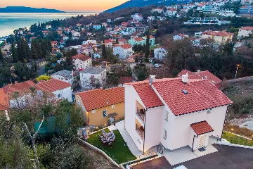 Spacious 6-Bedroom Villa with Pool in Opatija