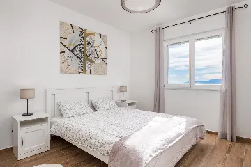 Spacious 6-Bedroom Villa with Pool in Opatija