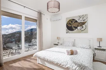 Spacious 6-Bedroom Villa with Pool in Opatija