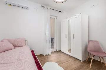 Spacious 6-Bedroom Villa with Pool in Opatija