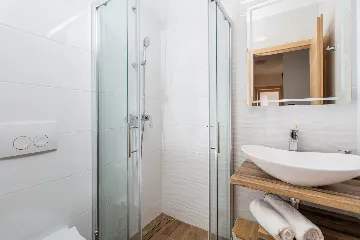 Spacious 6-Bedroom Villa with Pool in Opatija