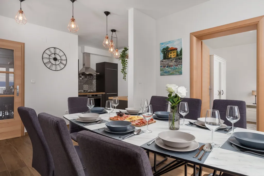 Spacious 6-Bedroom Villa with Pool in Opatija