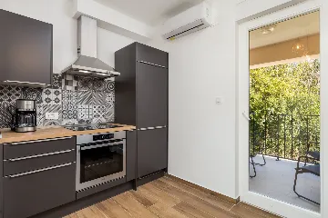 Spacious 6-Bedroom Villa with Pool in Opatija