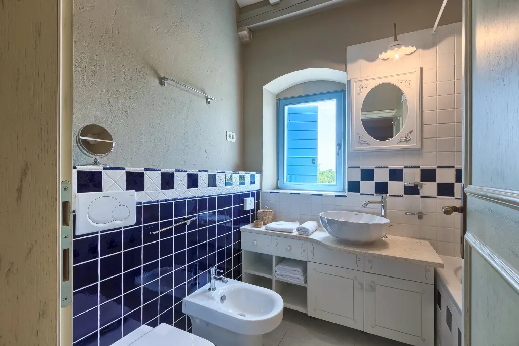 Modern Villa with Pool and Wellness, Čabrunići