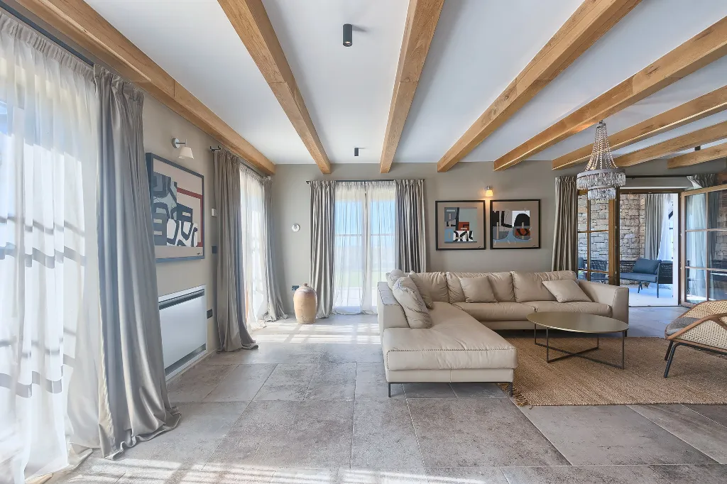 Spacious Countryside Villa with Pool in Umag