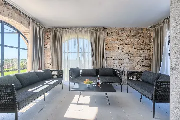 Spacious Countryside Villa with Pool in Umag