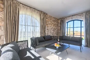 Spacious Countryside Villa with Pool in Umag