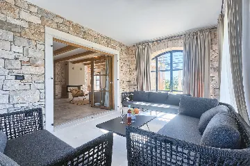 Spacious Countryside Villa with Pool in Umag