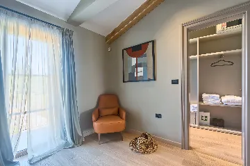 Spacious Countryside Villa with Pool in Umag