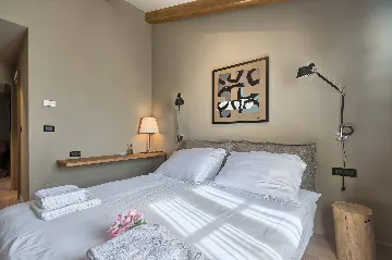 Spacious Countryside Villa with Pool in Umag