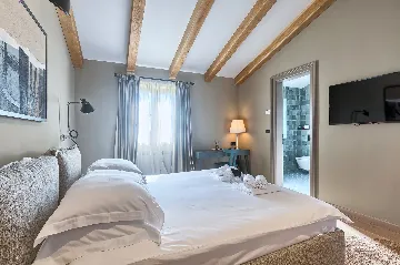 Spacious Countryside Villa with Pool in Umag