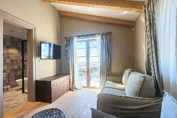 Spacious Countryside Villa with Pool in Umag