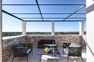 Spacious Countryside Villa with Pool in Umag