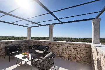 Spacious Countryside Villa with Pool in Umag