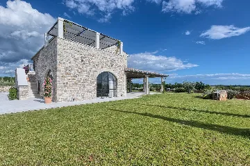 Spacious Countryside Villa with Pool in Umag