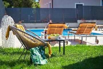 Contemporary Villa Retreat with Pool Umag