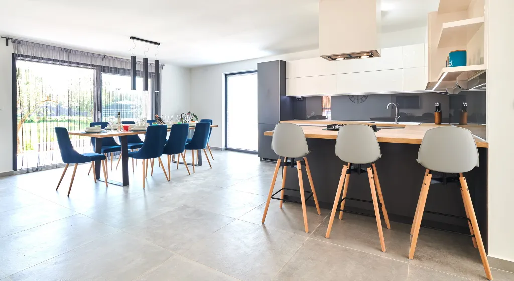 Contemporary Villa Retreat with Pool Umag