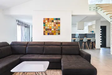 Contemporary Villa Retreat with Pool Umag