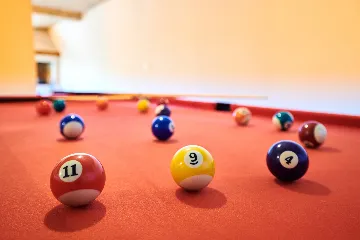 Contemporary Villa Retreat with Pool Umag