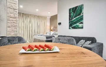 Modern Studio Apartment with Pool Access in Split