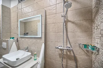 Modern Studio Apartment with Pool Access in Split