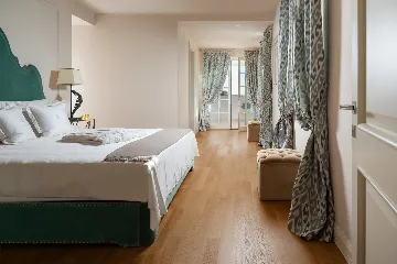 Elegant 4-Bedroom Villa with Pool in Vabriga