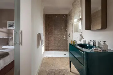 Elegant 4-Bedroom Villa with Pool in Vabriga