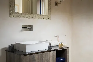 Elegant 4-Bedroom Villa with Pool in Vabriga